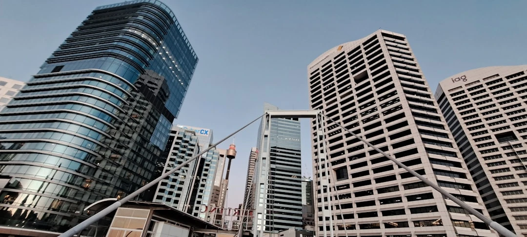 Ảnh thực tế khu tài chính Úc phản ánh biến động giá vàng